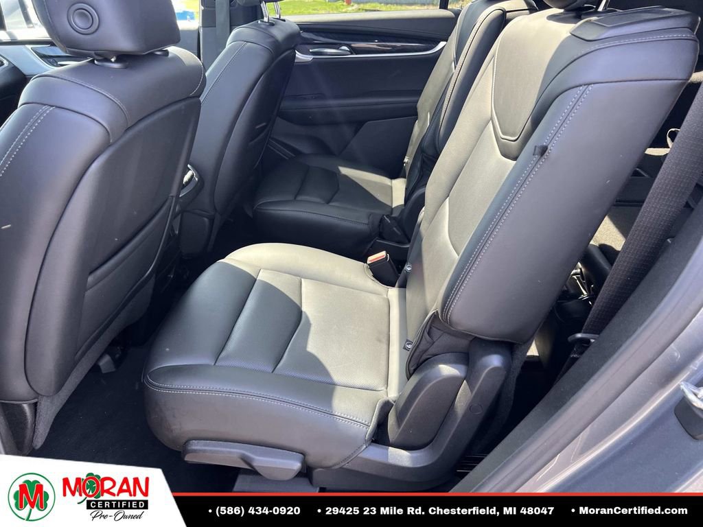 Used 2022 Cadillac XT6 Premium Luxury AWD/4WD image 13