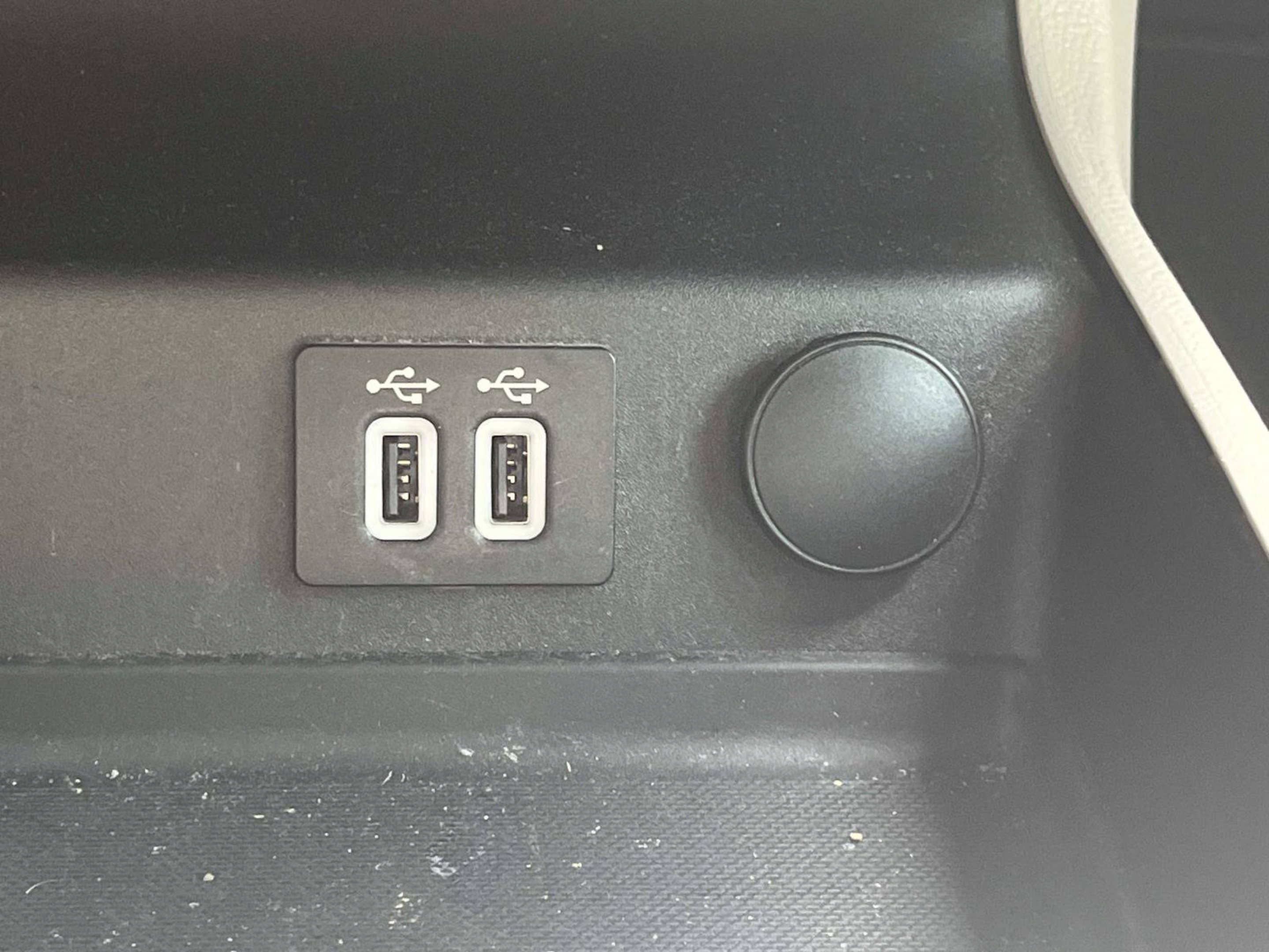 Used 2019 Ford Fusion SE FWD image 32