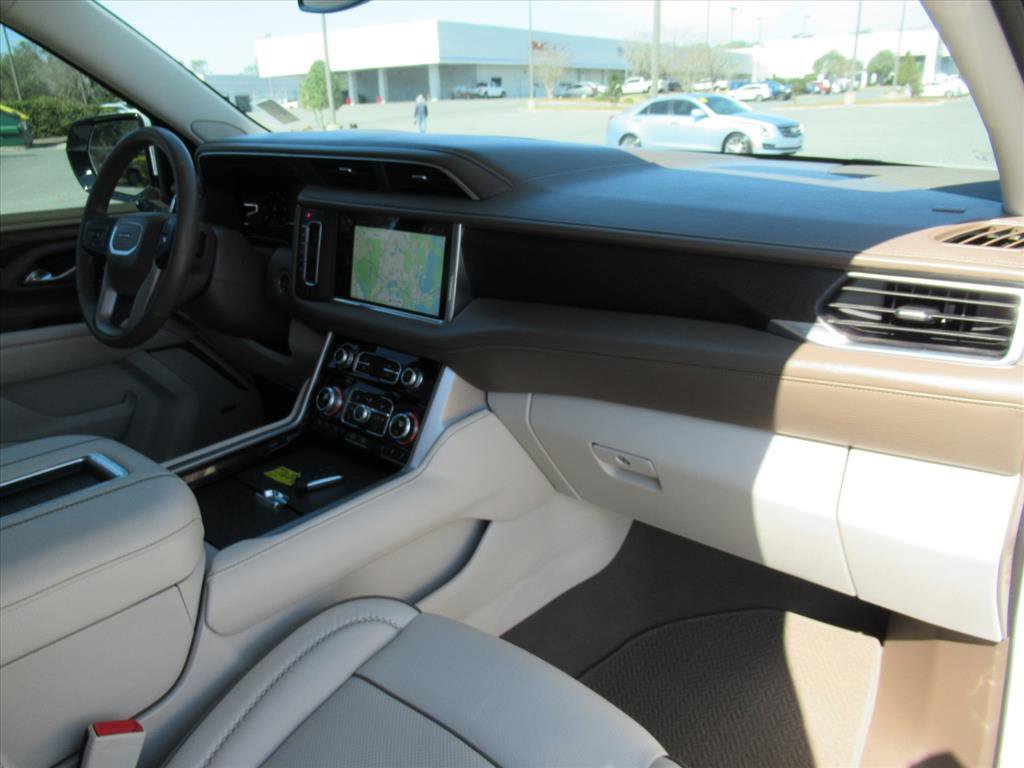 Used 2023 GMC Yukon Denali image 11