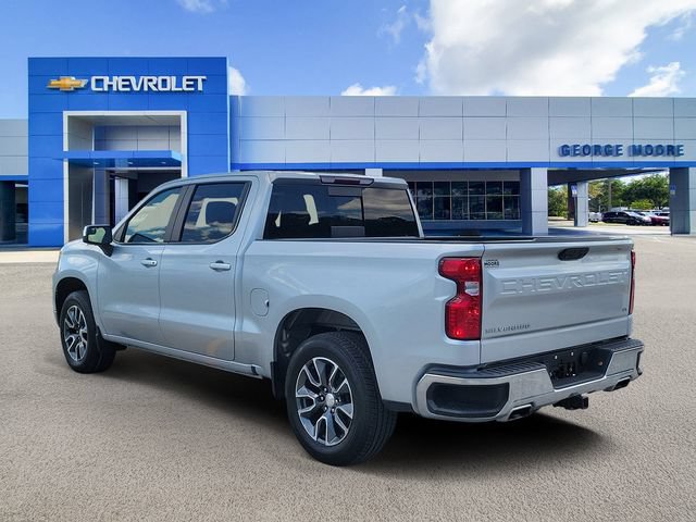 Certified 2022 Chevrolet Silverado 1500 LT AWD/4WD image 3