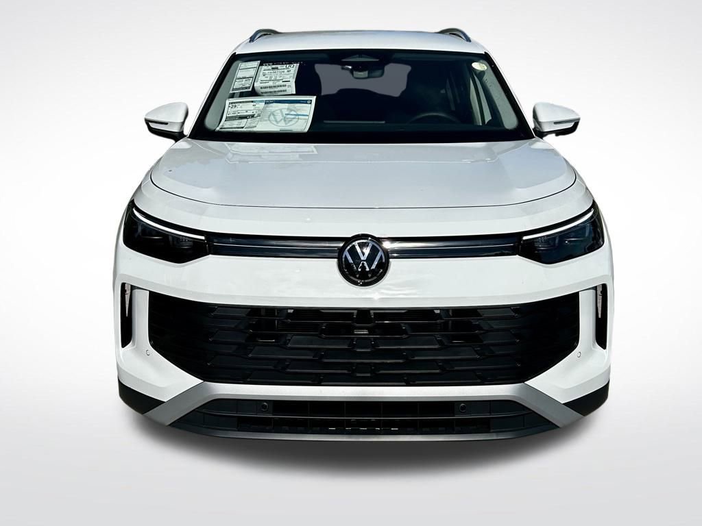 New 2026 Volkswagen Tiguan S image 2