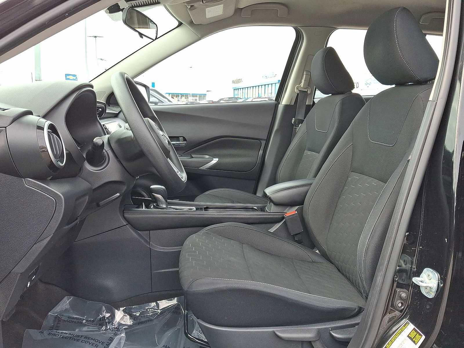 Used 2024 Nissan Kicks SV image 21