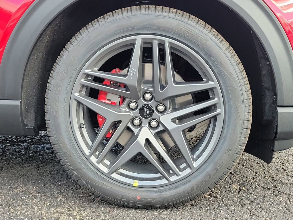 New 2026 Ford Explorer ST w/ Sun And Sound Package image 9