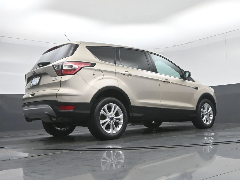 Used 2017 Ford Escape SE AWD/4WD image 55