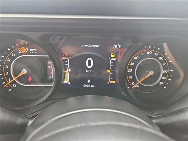 Used 2024 Jeep Wrangler Unlimited Rubicon AWD/4WD image 11