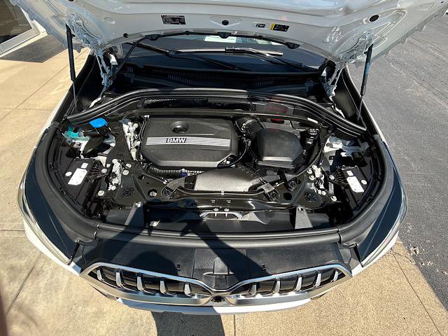 Certified 2023 BMW X1 xDrive28i w/ Premium Package image 3