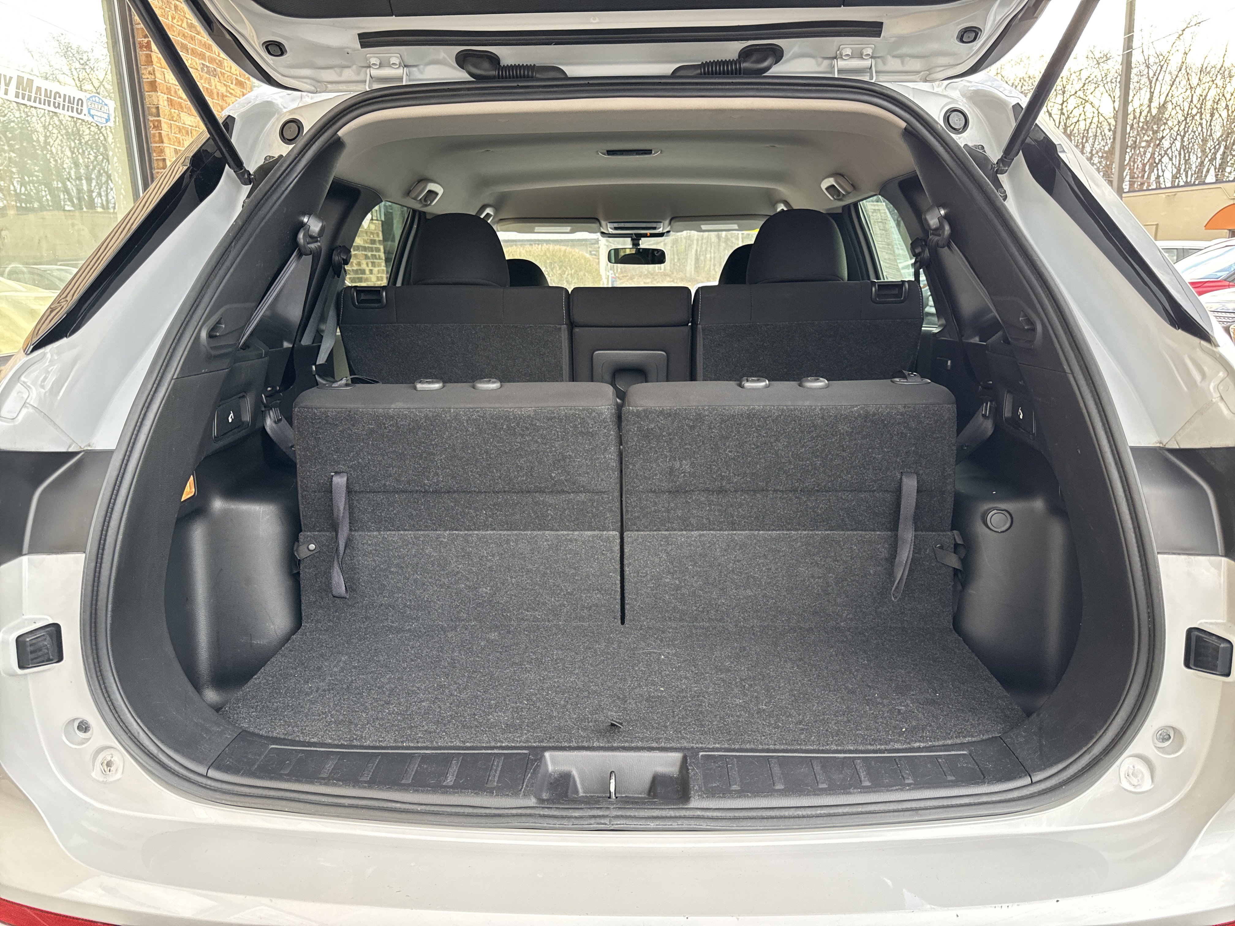 Used 2022 Mitsubishi Outlander ES image 9