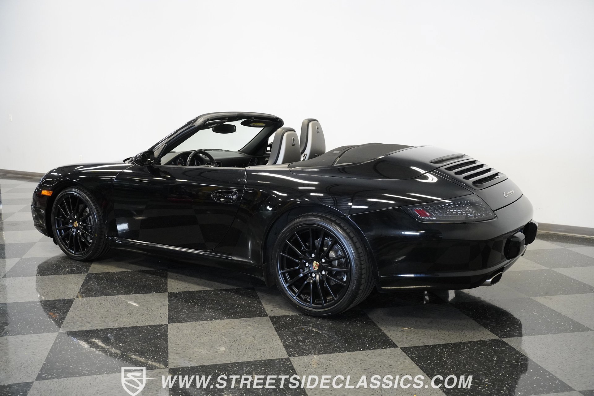 Used 2005 Porsche 911 Carrera image 23