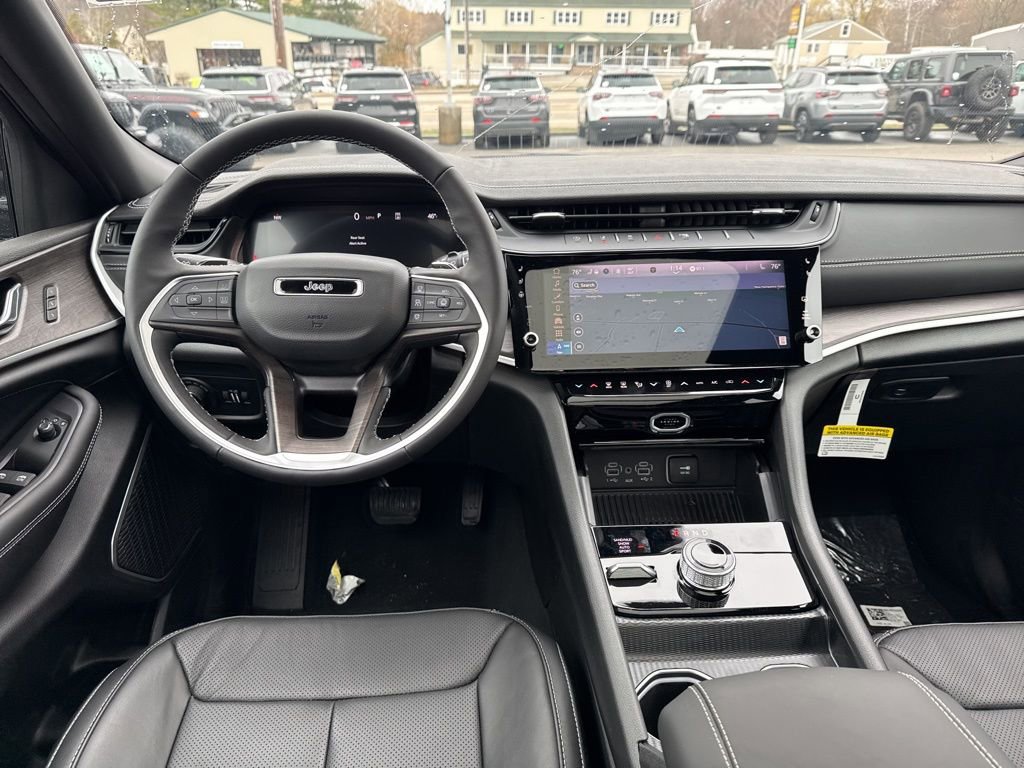 New 2026 Jeep Grand Cherokee Limited image 24