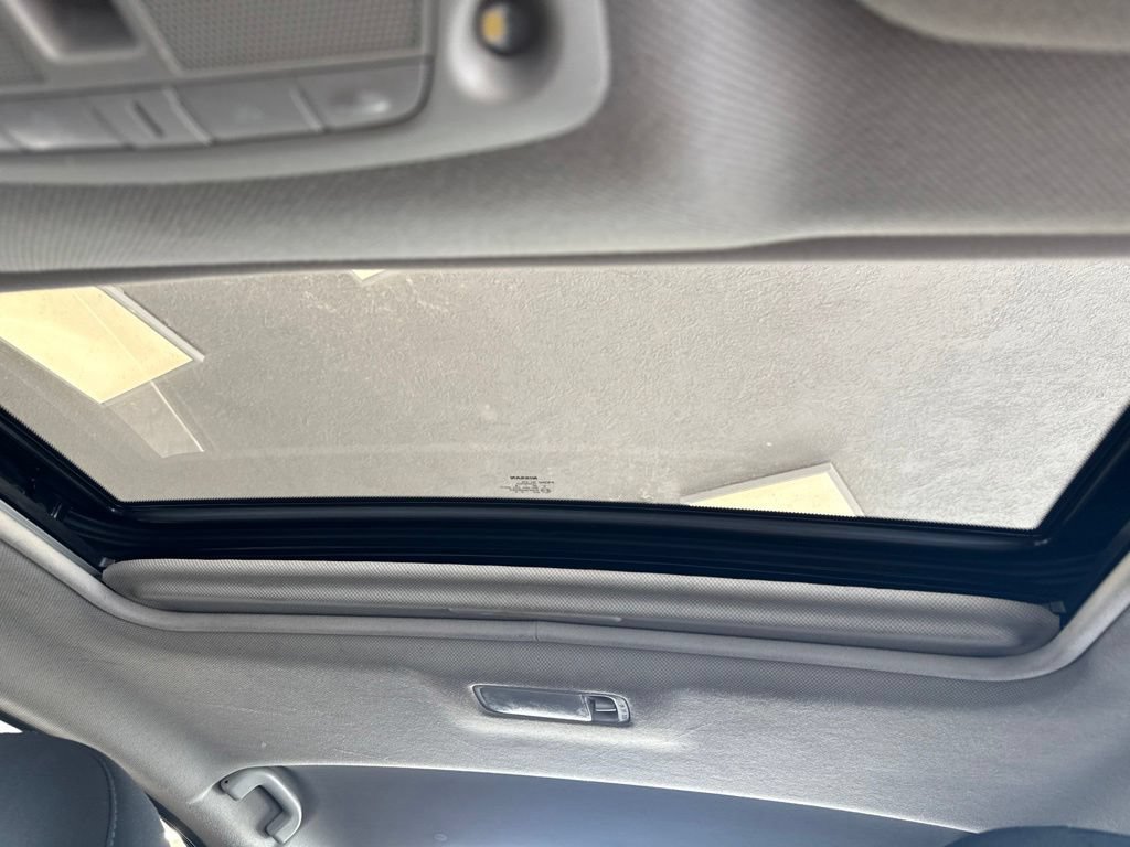 Used 2019 Nissan Sentra SR Turbo FWD image 26