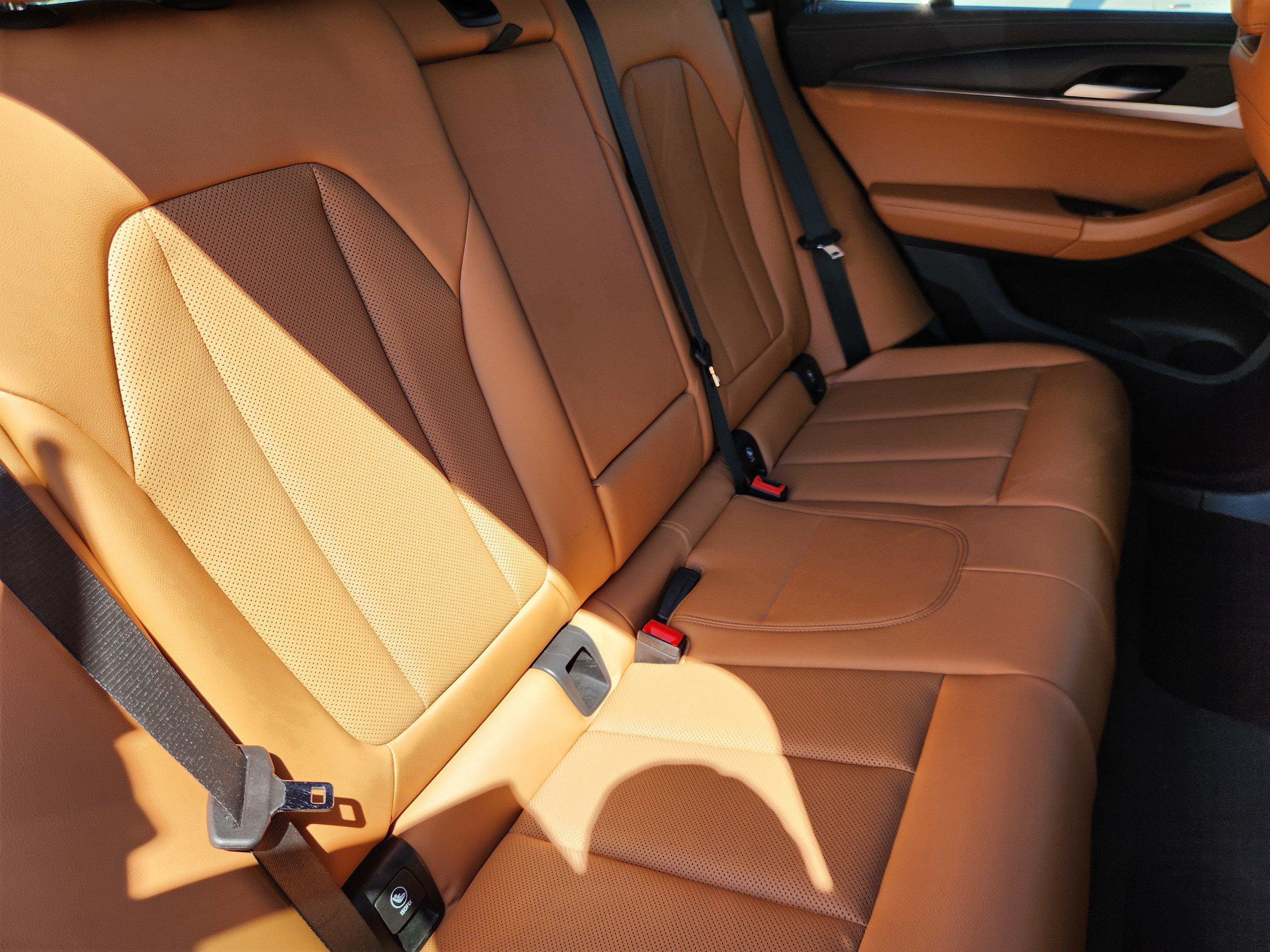 Used 2023 BMW X3 M40i w/ Premium Package image 17
