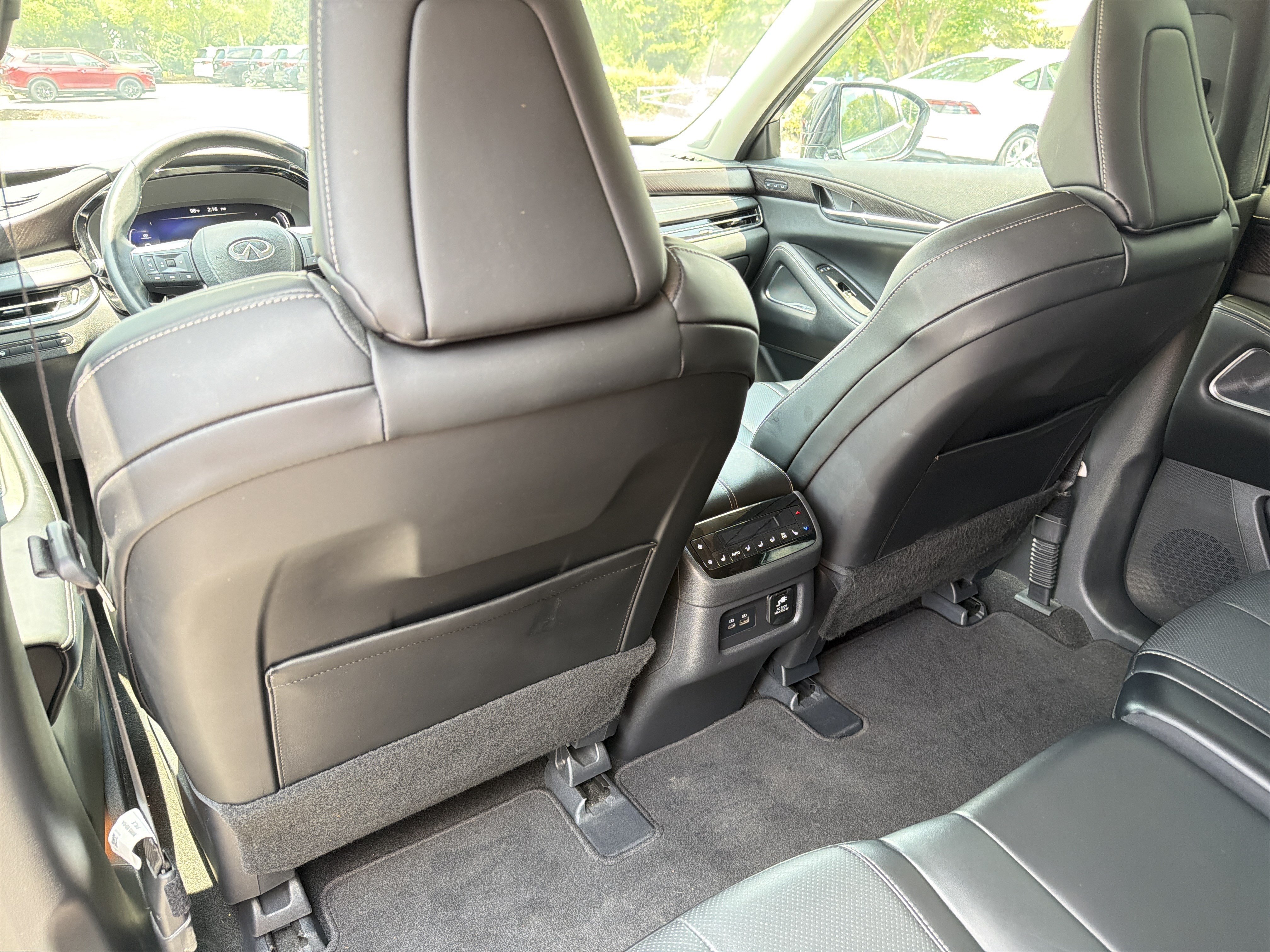 Used 2023 INFINITI QX60 Sensory w/ Vision Package AWD/4WD image 19