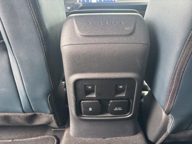 Used 2023 Ford Bronco Outer Banks image 17