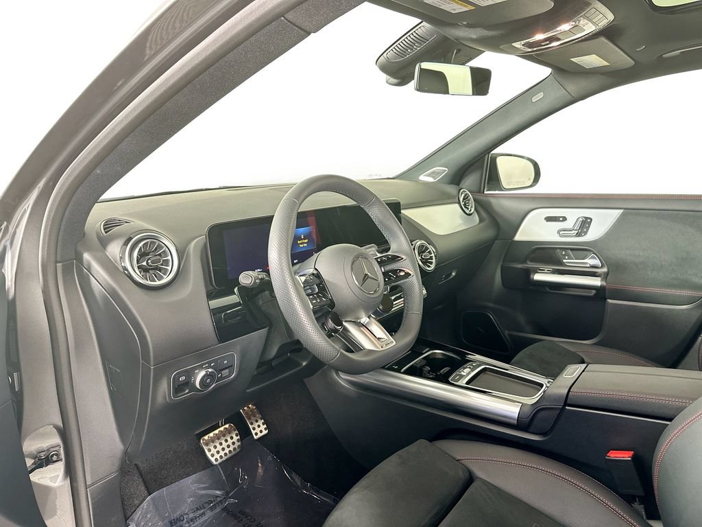 Certified 2026 Mercedes-Benz GLA 35 AMG 4MATIC image 9