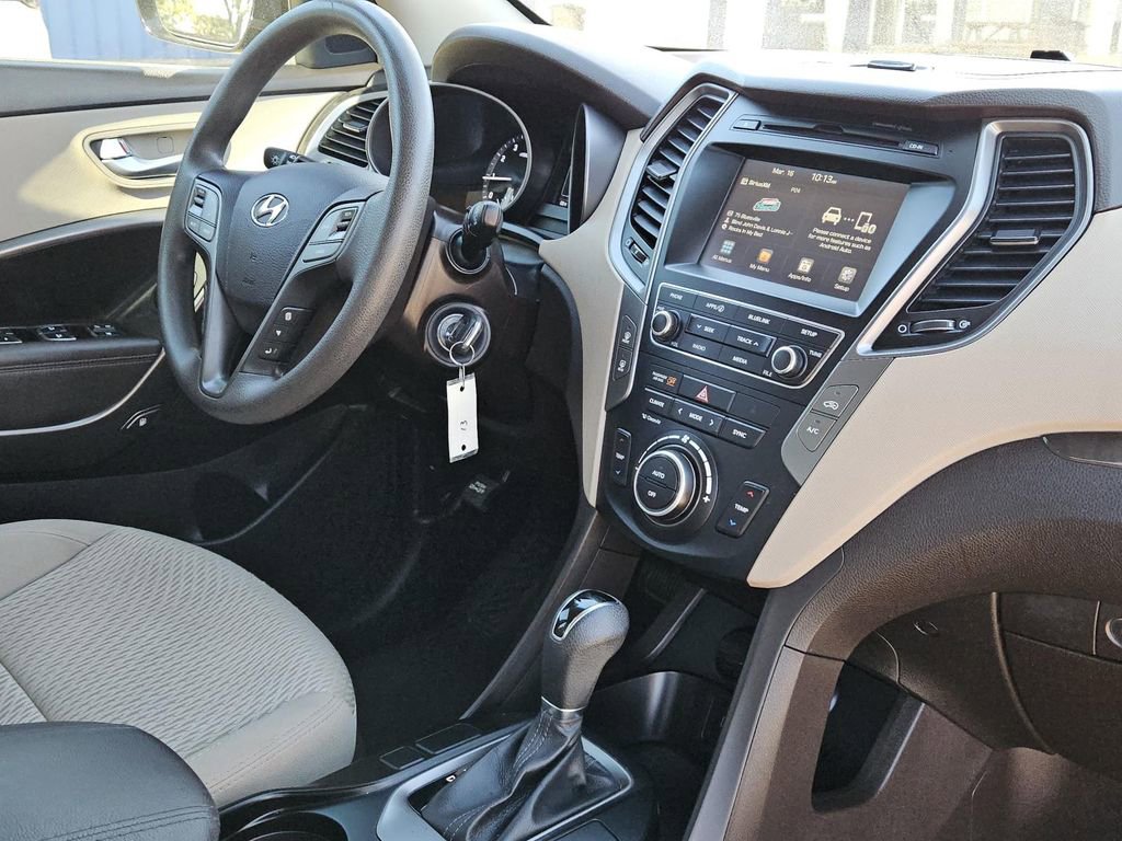 Used 2017 Hyundai Santa Fe Sport image 30