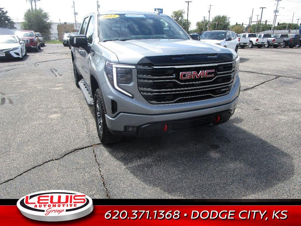 Certified 2025 GMC Sierra 1500 AT4 w/ AT4 Premium Package image 1