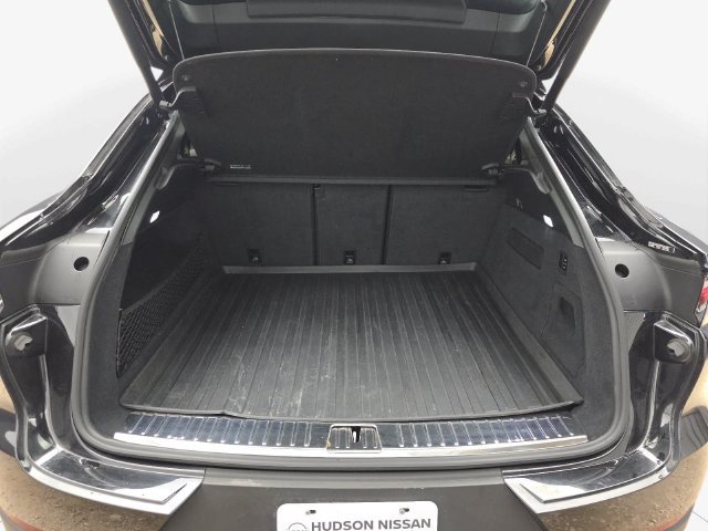Used 2023 Porsche Cayenne Platinum Edition AWD/4WD image 30