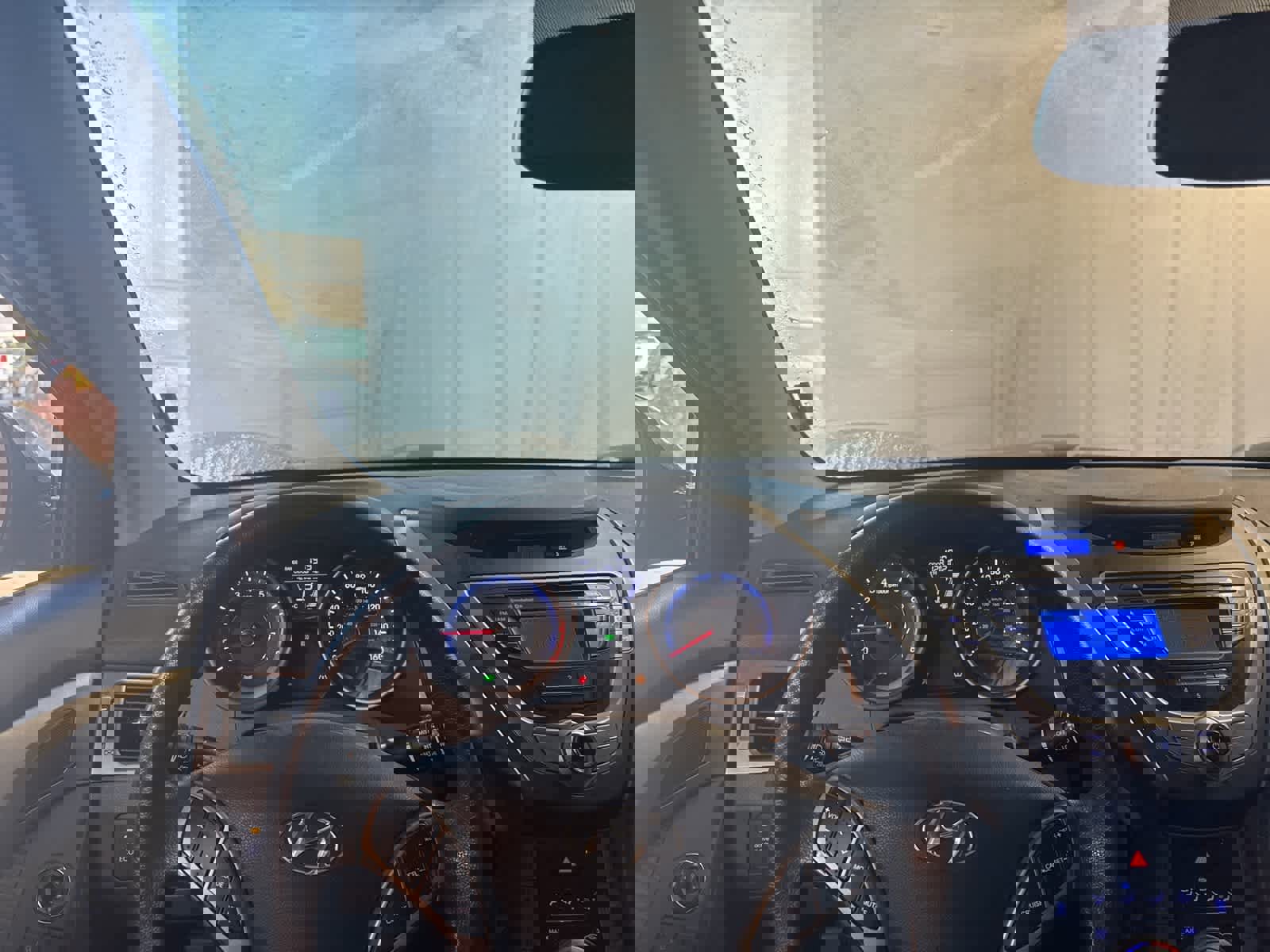 Used 2013 Hyundai Elantra GLS w/ Preferred Pkg image 22