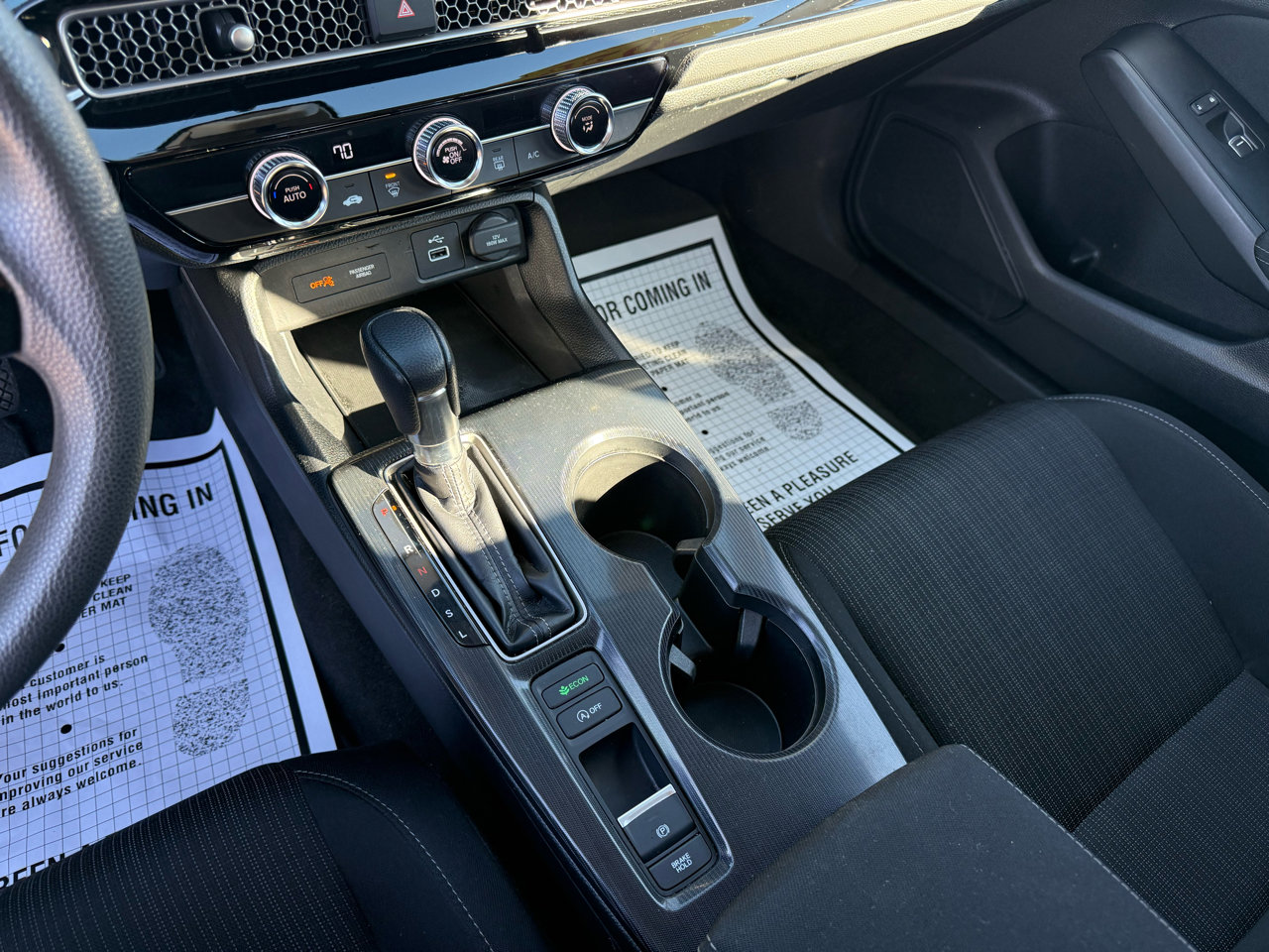 Used 2023 Honda Civic LX image 9