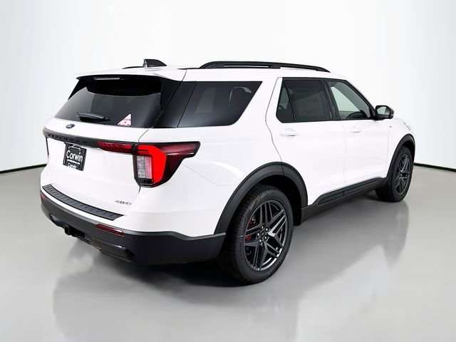 New 2026 Ford Explorer ST-Line w/ ST-Line Street Pack image 7