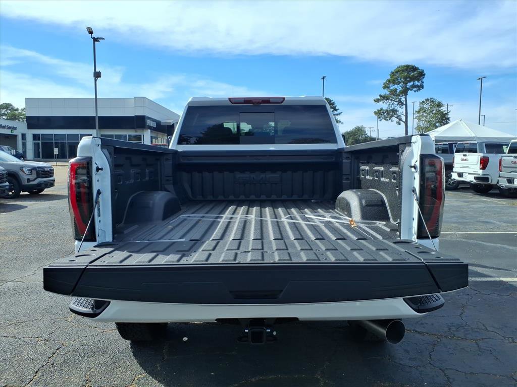 New 2026 GMC Sierra 2500 AT4 w/ AT4 Premium Plus Package image 6