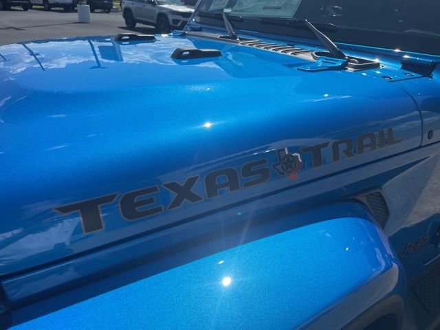 New 2025 Jeep Gladiator Sport image 6