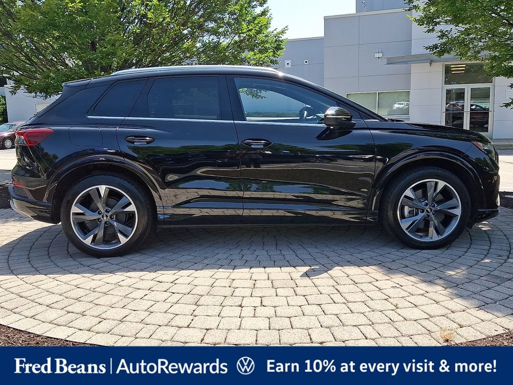 Used 2022 Audi Q4 e-tron Premium Plus w/ Premium Plus AWD/4WD image 9