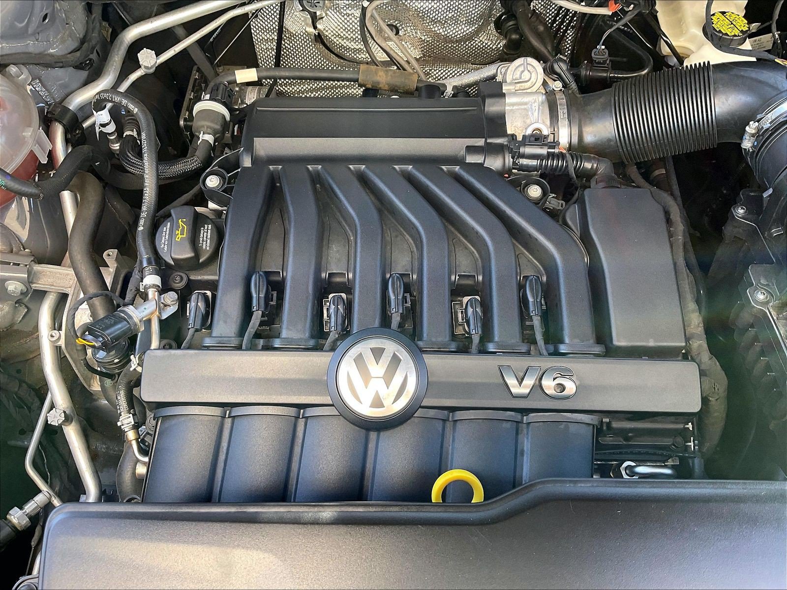 Certified 2023 Volkswagen Atlas Cross Sport SEL AWD/4WD image 32