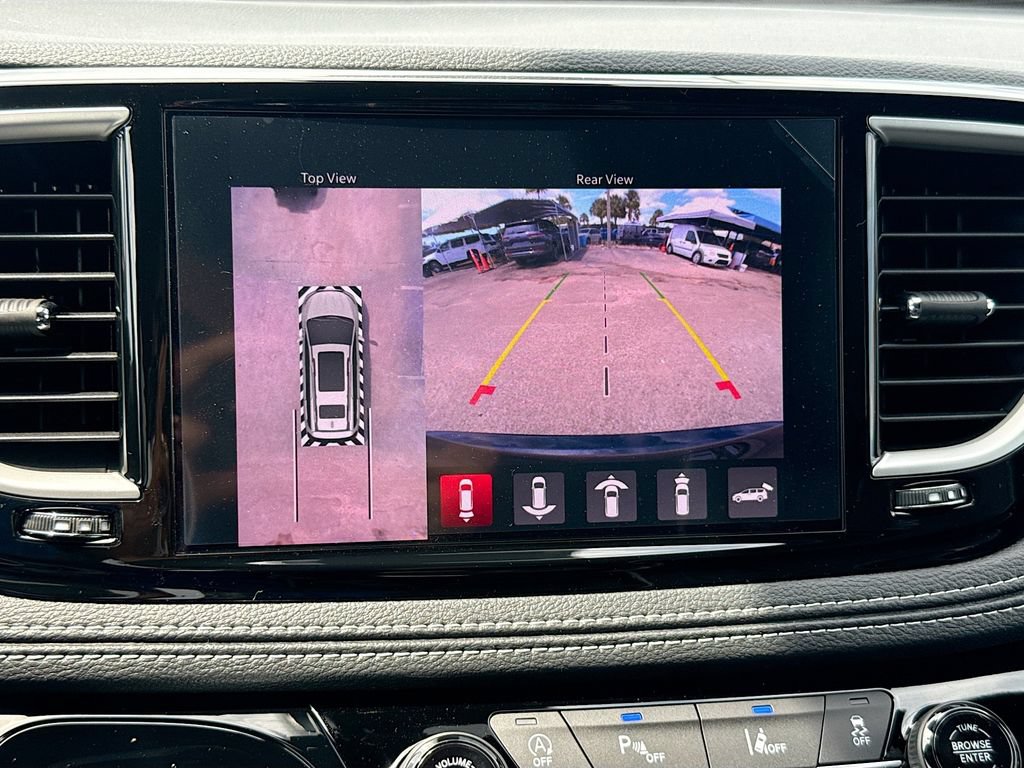 New 2027 Chrysler Pacifica Limited FWD image 14