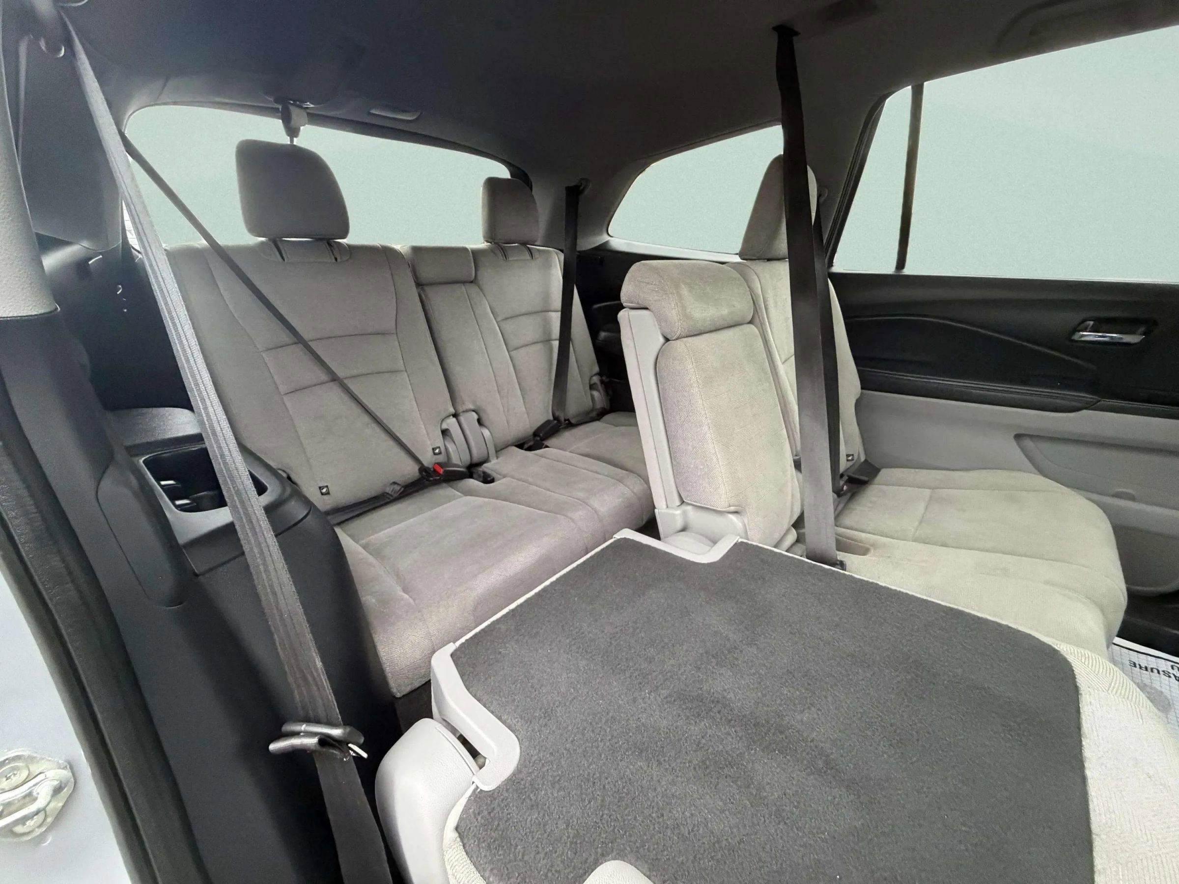 Used 2019 Honda Pilot LX image 17
