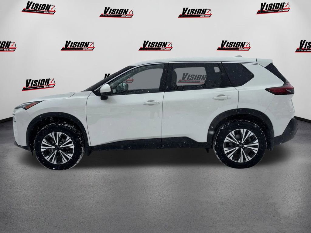 Used 2023 Nissan Rogue SV image 8