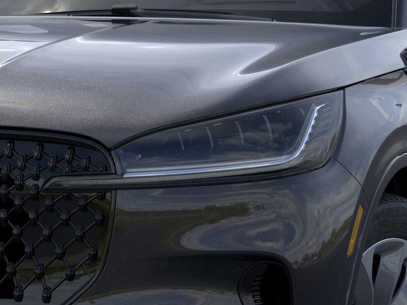 New 2026 Lincoln Aviator AWD w/ Jet Appearance Package image 17
