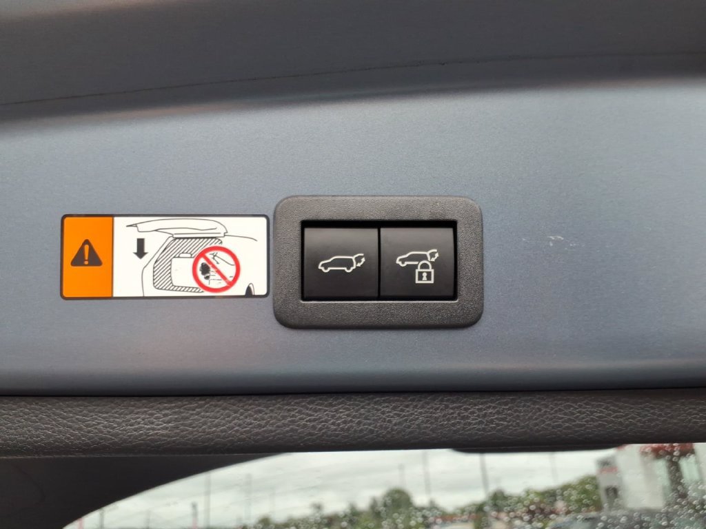 Certified 2025 Toyota Corolla Cross XLE w/ Convenience Package AWD/4WD image 26