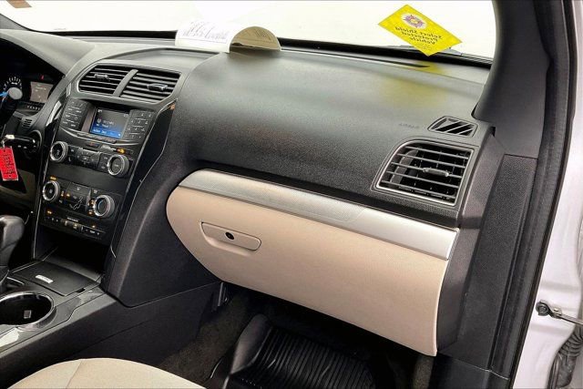 Used 2018 Ford Explorer FWD image 15