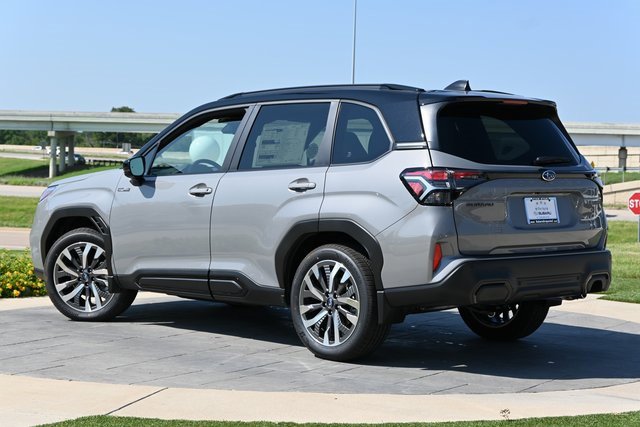 New 2025 Subaru Forester Touring image 5
