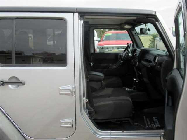 Used 2017 Jeep Wrangler Unlimited Sport w/ Quick Order Package 24S image 13