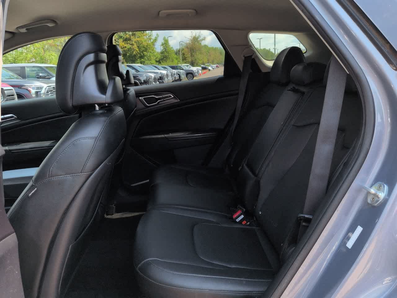 Used 2023 Kia Sportage EX FWD image 13