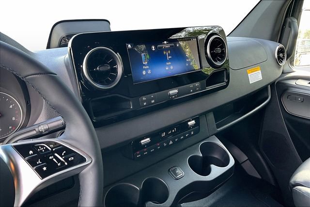 New 2026 Mercedes-Benz Sprinter 2500 image 10