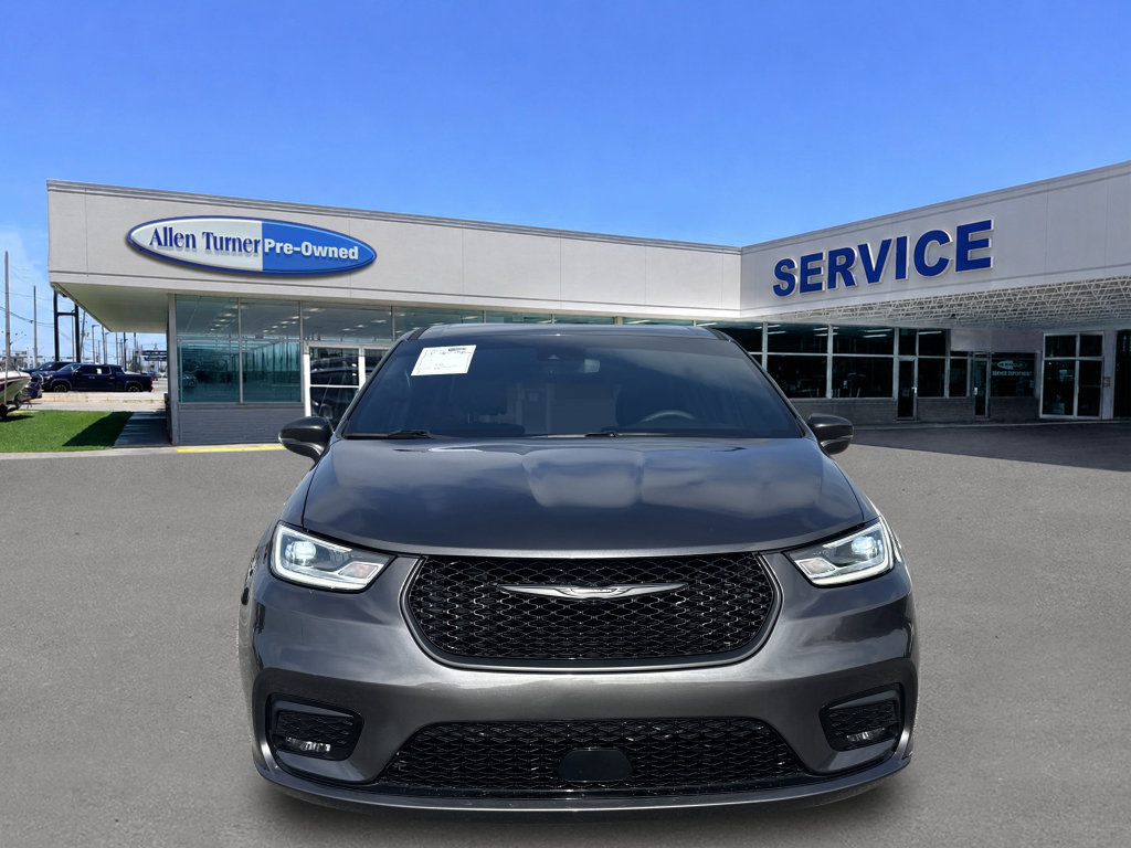 Used 2022 Chrysler Pacifica Touring-L w/ S Appearance Package FWD image 39