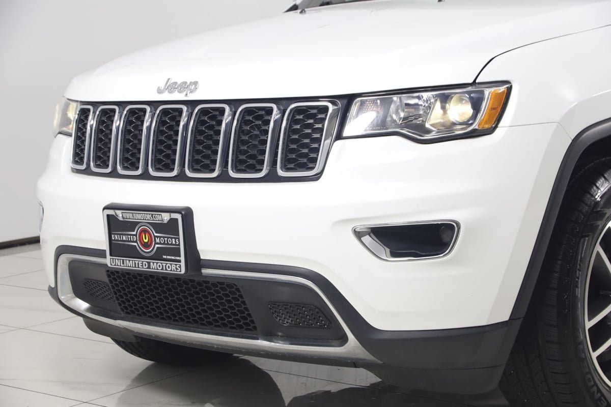 Used 2021 Jeep Grand Cherokee Limited AWD/4WD image 48