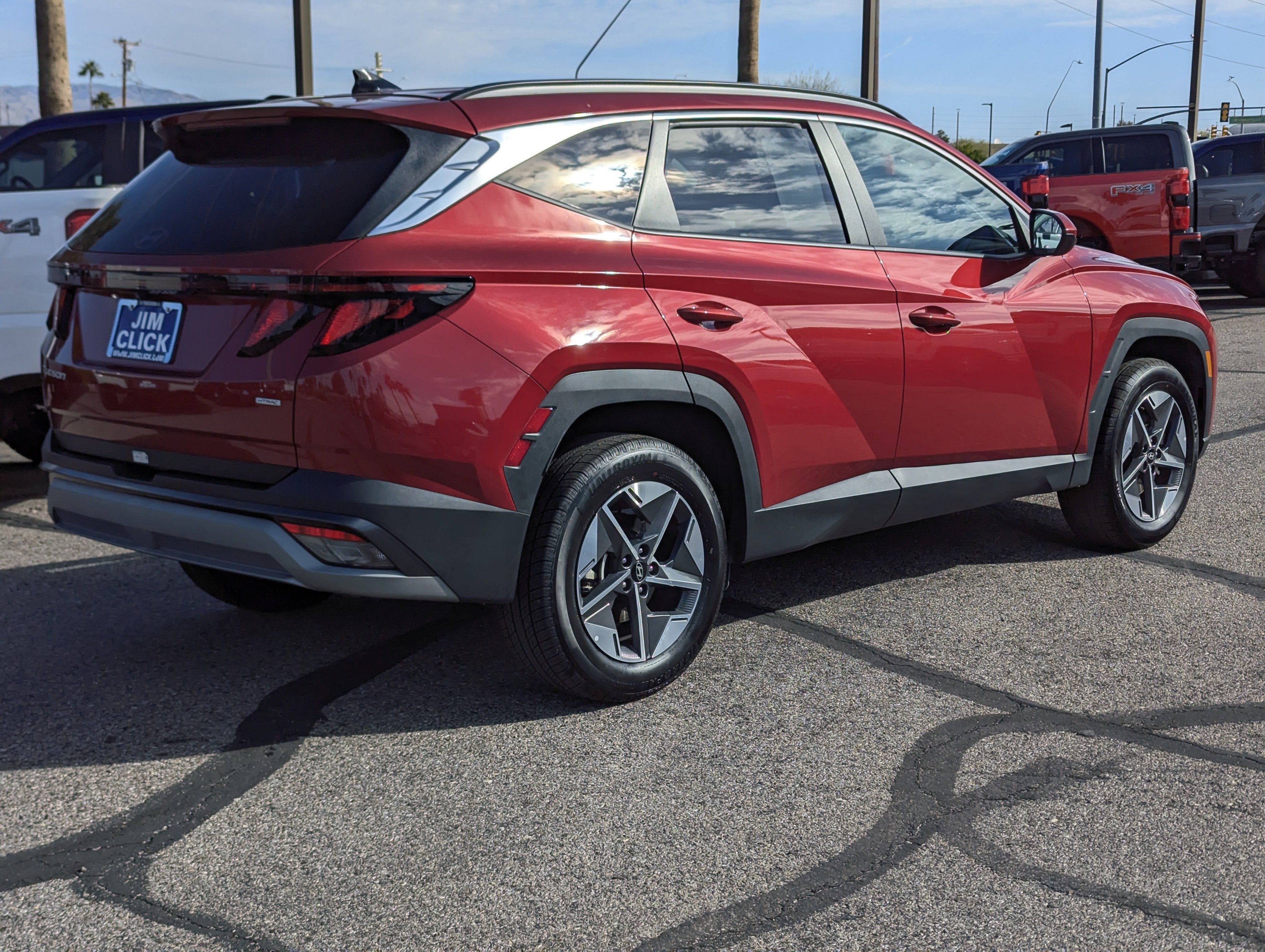 Used 2025 Hyundai Tucson SEL image 2