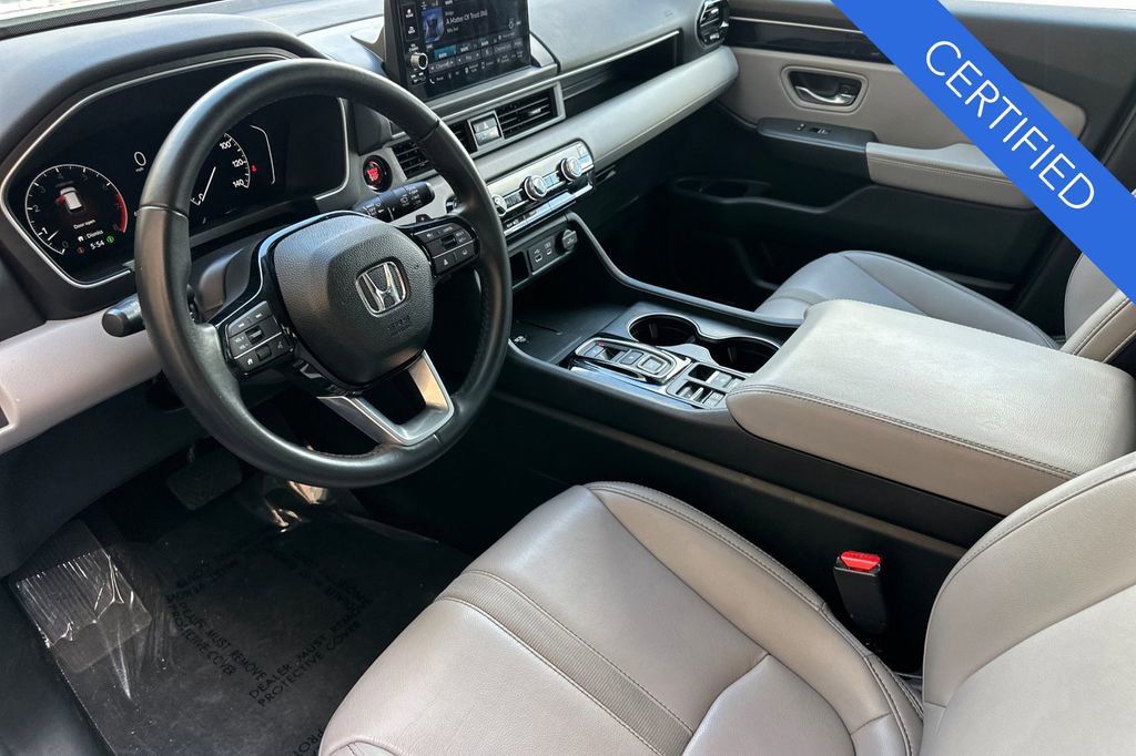 Certified 2025 Honda Pilot EX-L image 10