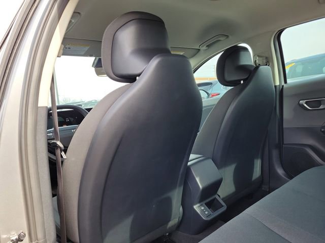 Used 2025 Kia K4 LXS image 11