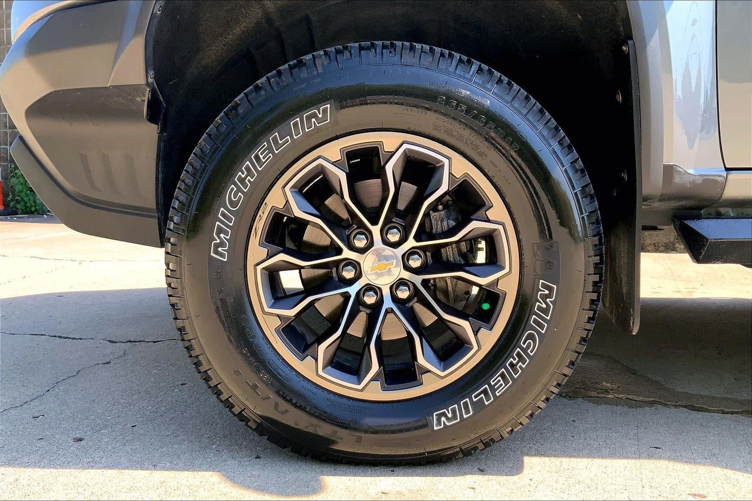 Used 2019 Chevrolet Colorado ZR2 AWD/4WD image 8