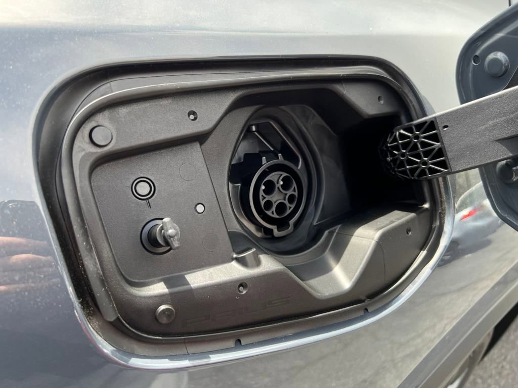 New 2026 Toyota Prius Plug-In Hybrid image 8