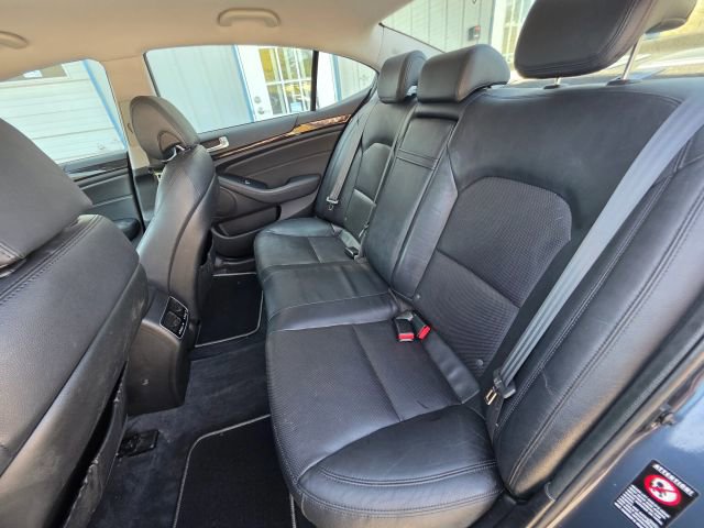 Used 2014 Kia Cadenza Premium image 20