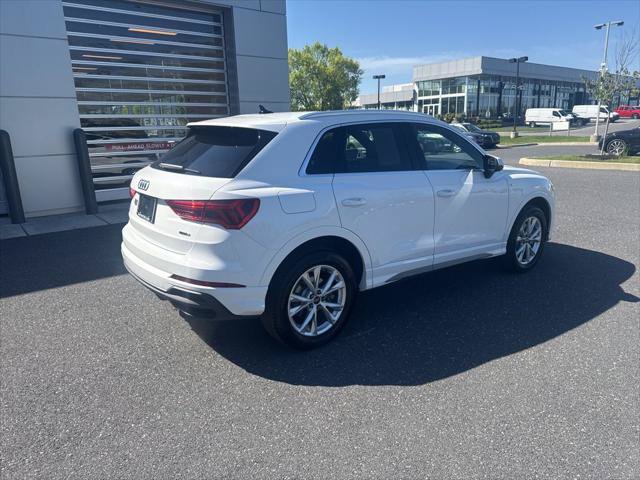 Used 2025 Audi Q3 2.0T Premium w/ Convenience Package AWD/4WD image 35
