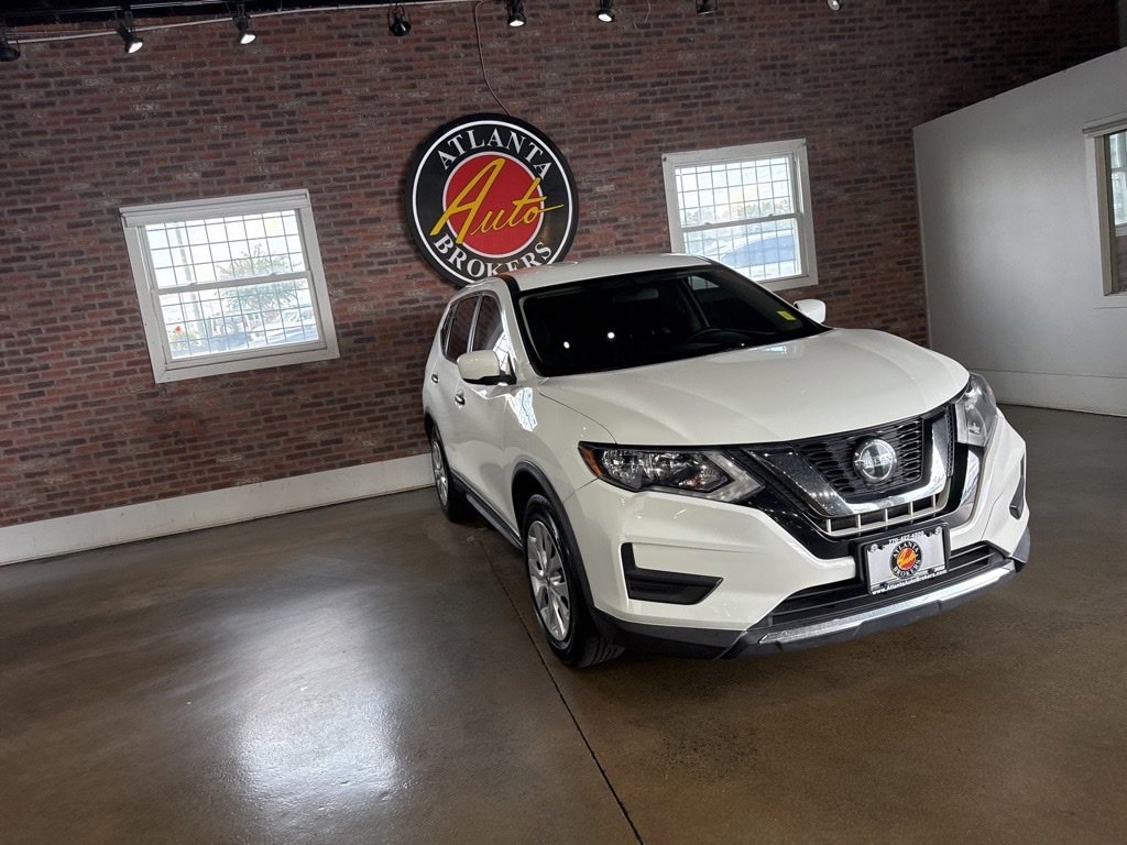 Used 2018 Nissan Rogue S image 13