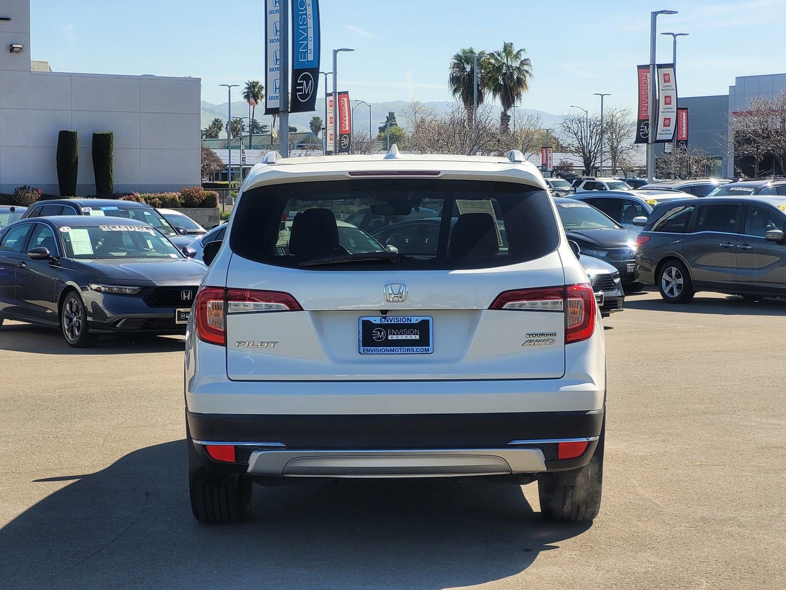 Used 2021 Honda Pilot Touring image 6