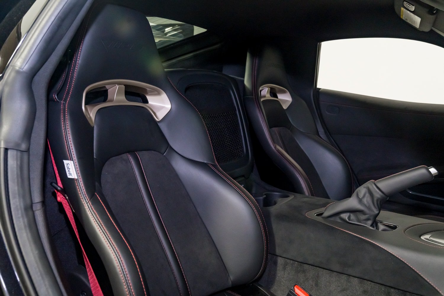 Used 2016 Dodge Viper GTC w/ ACR Package RWD image 28
